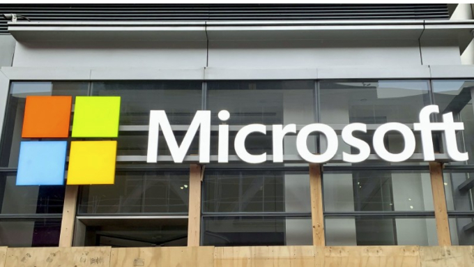 Microsoft инвестира 2,9 млрд. долара в центрове за данни в Япония