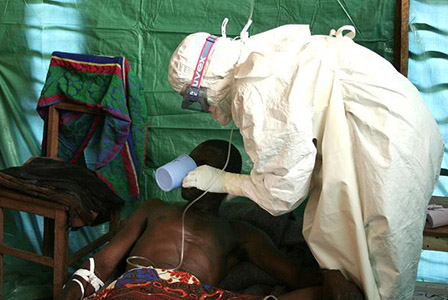 Вирусът на ебола покоси двама американци