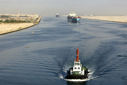 Египет строи втори Суецки канал
