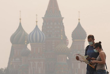 Тежък смог обхвана Москва