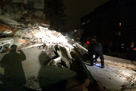 Газова експлозия срути жилищна сграда в Русия, има жертви