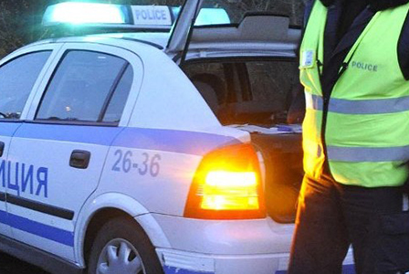 Издирван мъж беше открит заедно с автомобила му в Струма