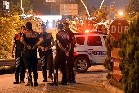 Турската полиция дебне за атентатора от новогодишната нощ на българската граница