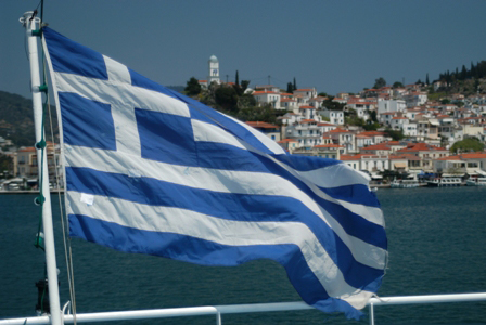 85 нелегални имигранти бяха спасени в Егейско море