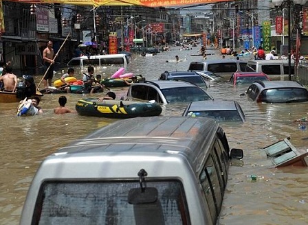 Проливни дъждове в китайския мегаполис Гуанджоу
