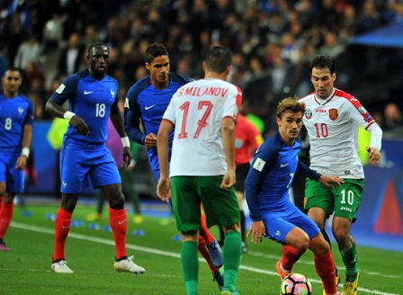 България загуби от Франция с 0:1