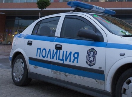 Намерен е автомобилът на стрелците на данъчния инспектор в София