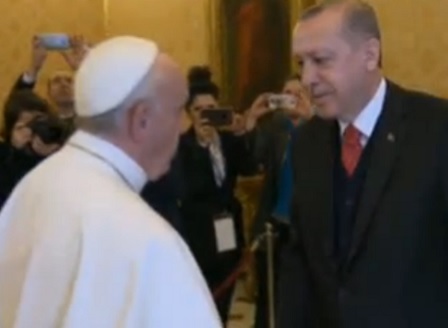 Турският президент Ердоган е на среща с папа Франциск във Ватикана