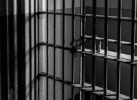 Затворник нападна надзирател в Софийския затвор в четвъртък вечерта
