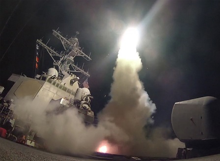 САЩ, Великобритания и Франция нанесоха въздушни удари по Сирия