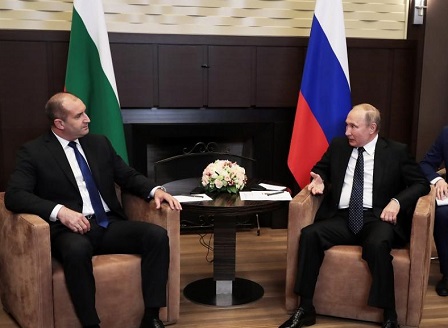 Президентът Радев се срещна с Владимир Путин в Сочи