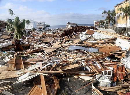 7 загинали и 12 ранени след преминаването на урагана Майкъл през Флорида